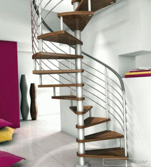 Progettazione di scale per il secondo piano: foto